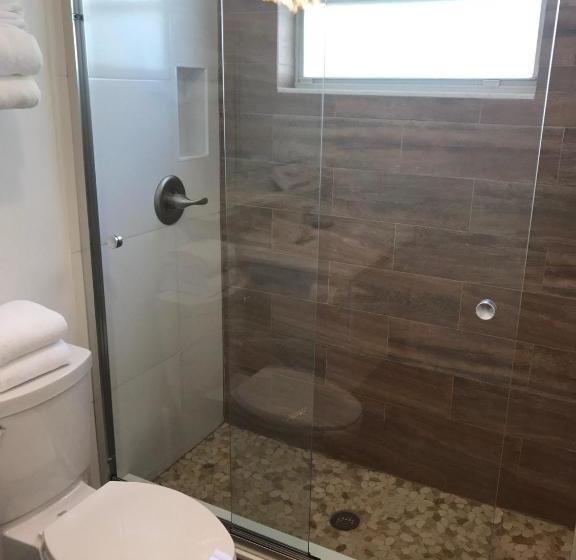 Wave Beach Vacation Rentals