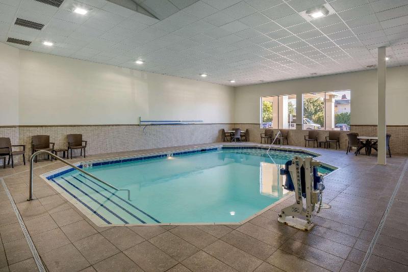 בית מלון כפרי Mainstay Suites Coeur D Alene