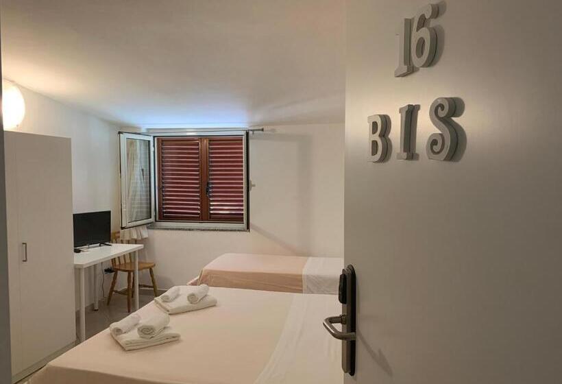 בית מלון כפרי Due Pini Conte