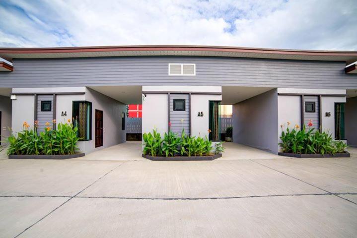 Отель The Sleep Resort