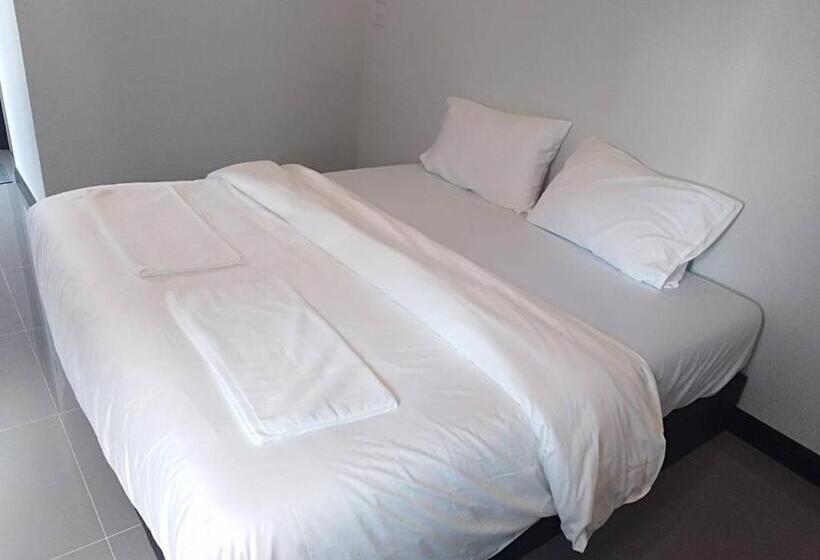 Отель The Sleep Resort