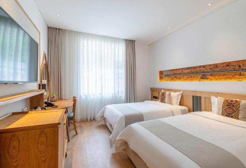 Отель Yoba Boutique