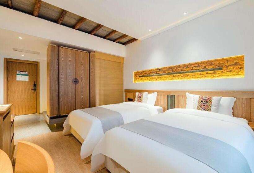 Отель Yoba Boutique