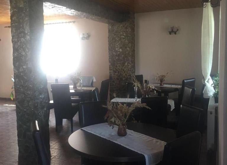 펜션 Casa Albert Valea Avrigului