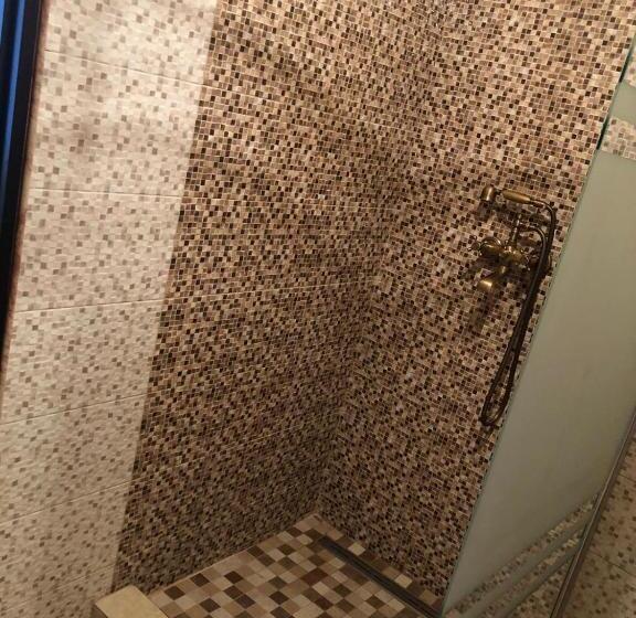 펜션 Casa Albert Valea Avrigului