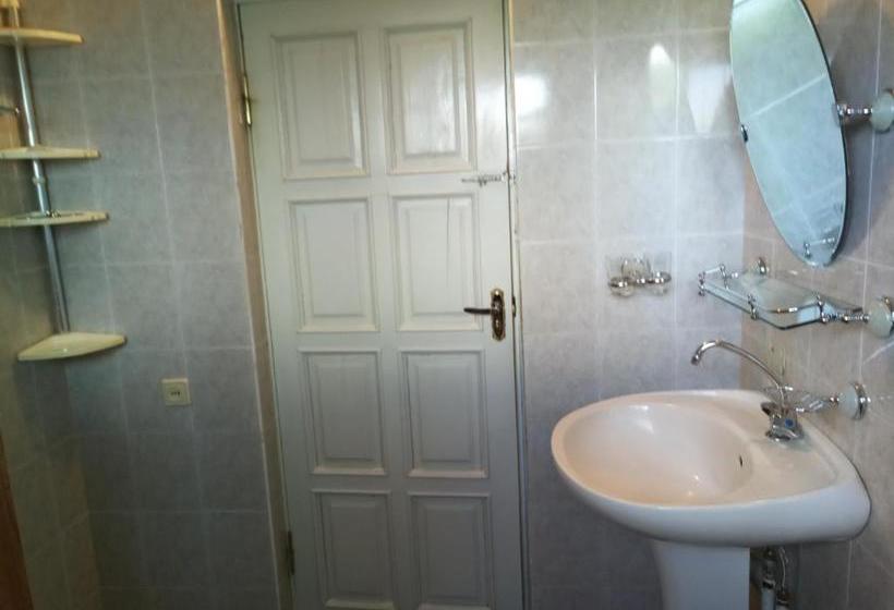 پانسیون Guest House Aziza