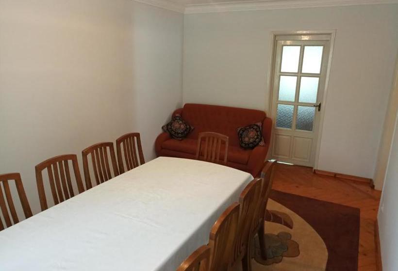 پانسیون Guest House Aziza