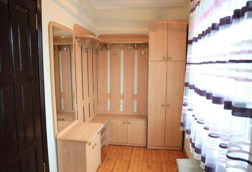 پانسیون Guest House Aziza