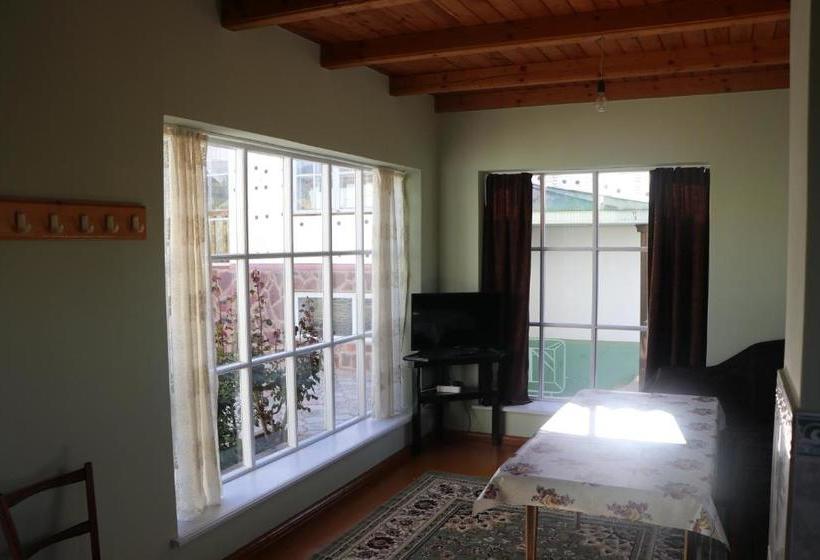 پانسیون Guest House Aziza