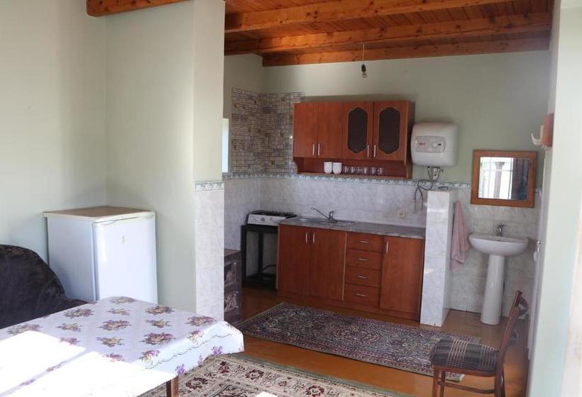 پانسیون Guest House Aziza