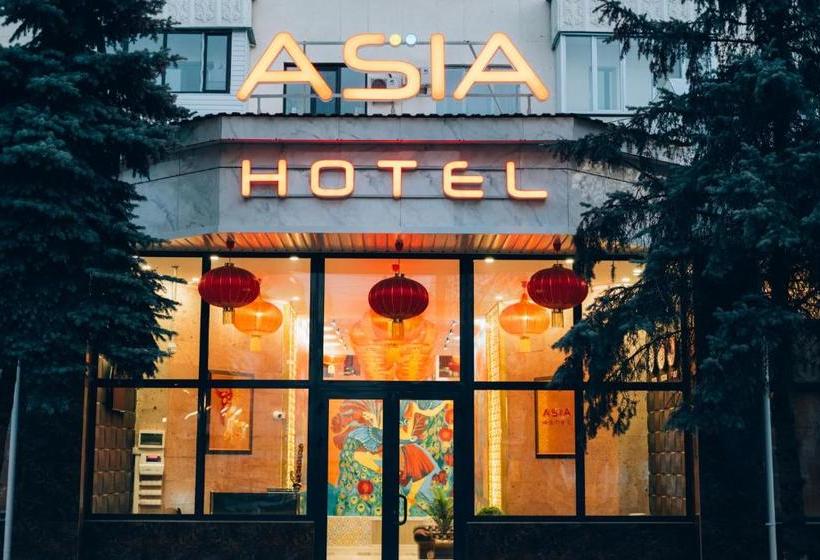 هاستل Asia