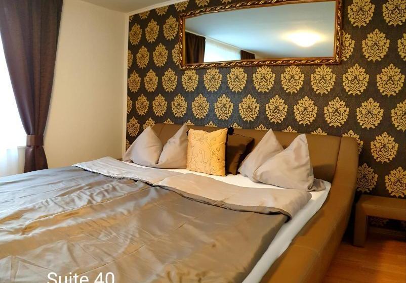 مبيت وإفطار Kőszeg Panzió