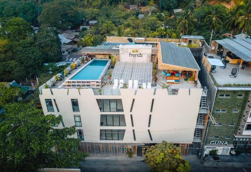 Frendz Hostel El Nido