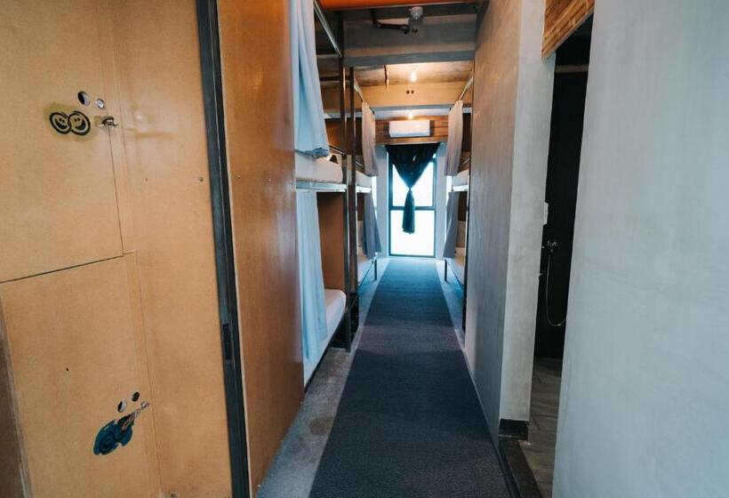 Frendz Hostel El Nido