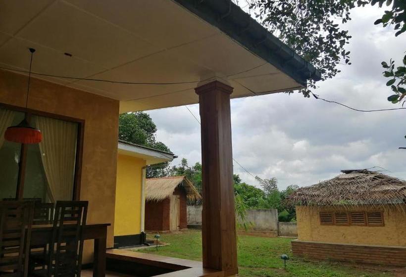 ホテル Asgiriya Ashram Bhoomi