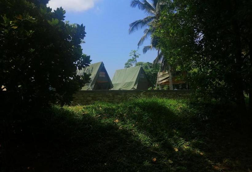 ホテル Asgiriya Ashram Bhoomi