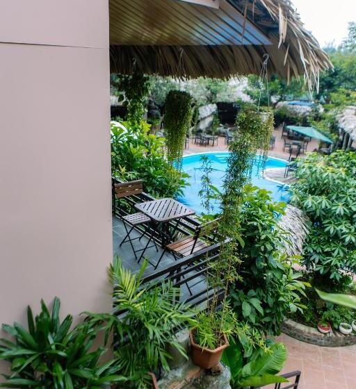 هتل Catba Oasis Bungalows