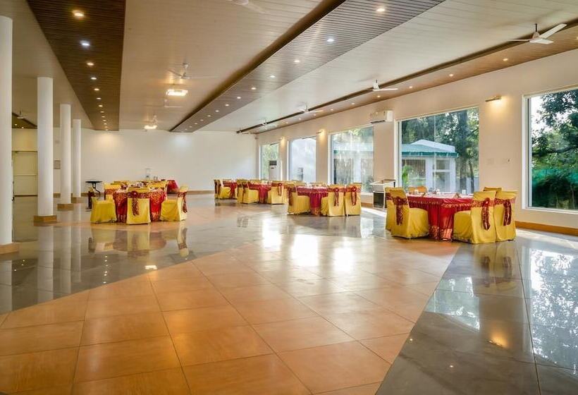 فندق Corbett Condominium Resort