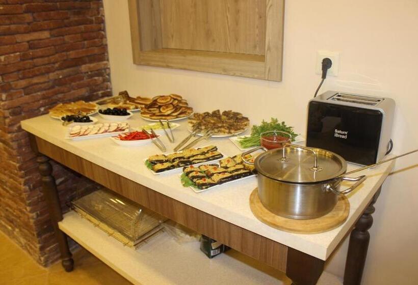 هتل Paradise Borjomi