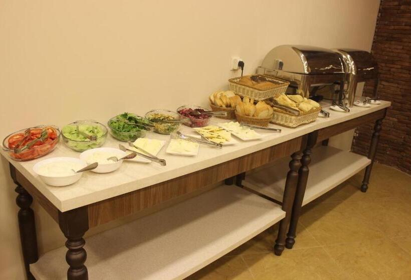 هتل Paradise Borjomi