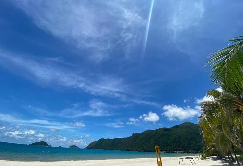 هتل Tan Son Nhat Con Dao Resort