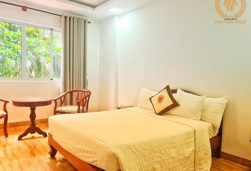 هتل Tan Son Nhat Con Dao Resort