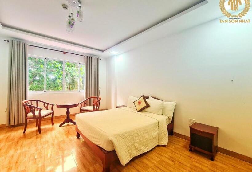 هتل Tan Son Nhat Con Dao Resort
