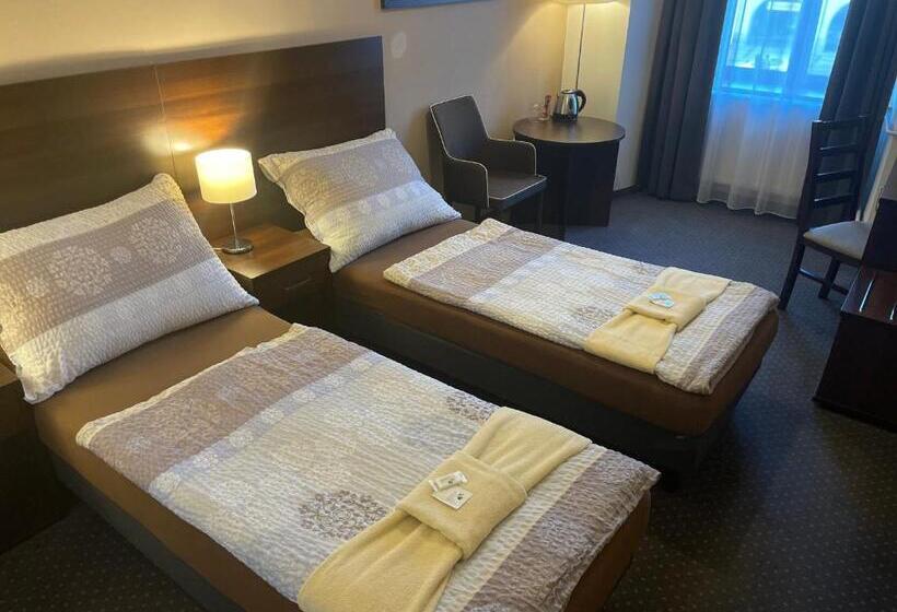 Szálloda Zlatý Anděl