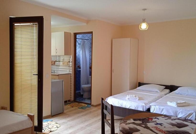 پانسیون Sataplia District