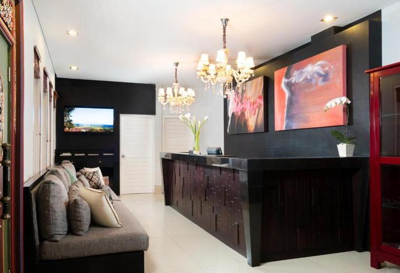 펜션 The Village Home