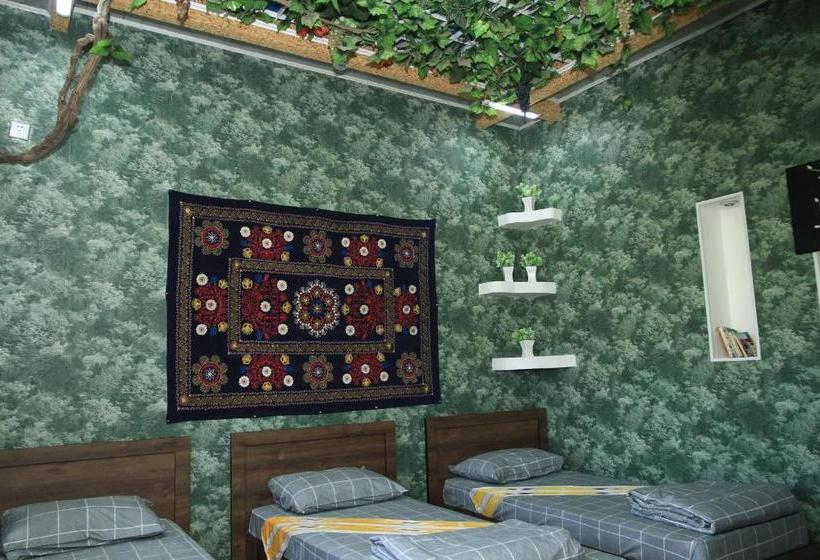 Yellow Hostel Dushanbe