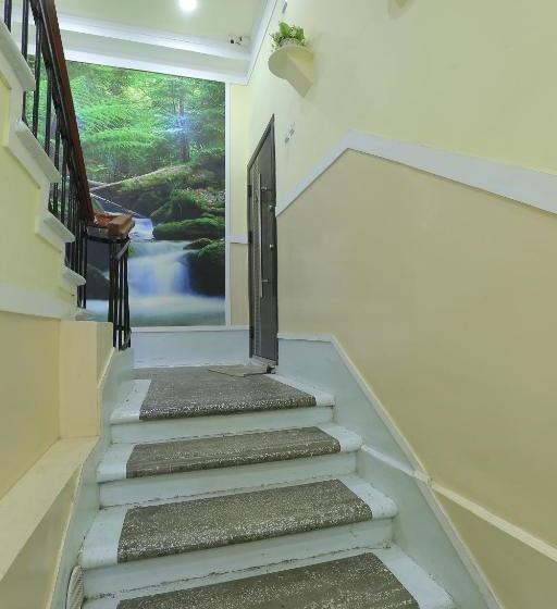 Yellow Hostel Dushanbe