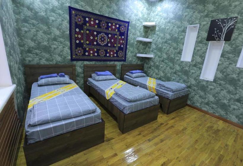 Yellow Hostel Dushanbe