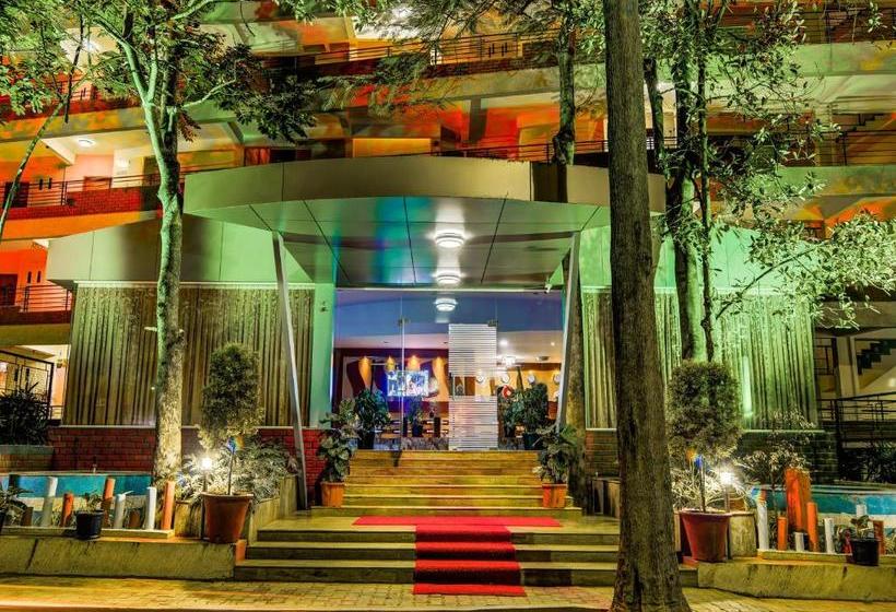 ホテル Gardeenia Comfortes Suitesfully Vaccinated Staff