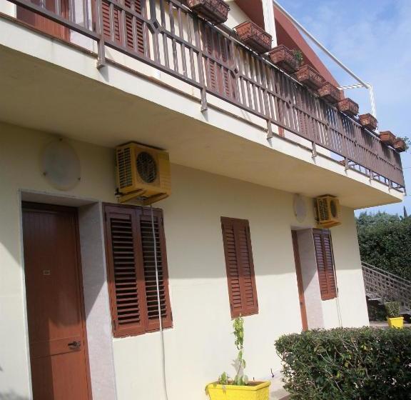 פנסיון Acqua Cristallina