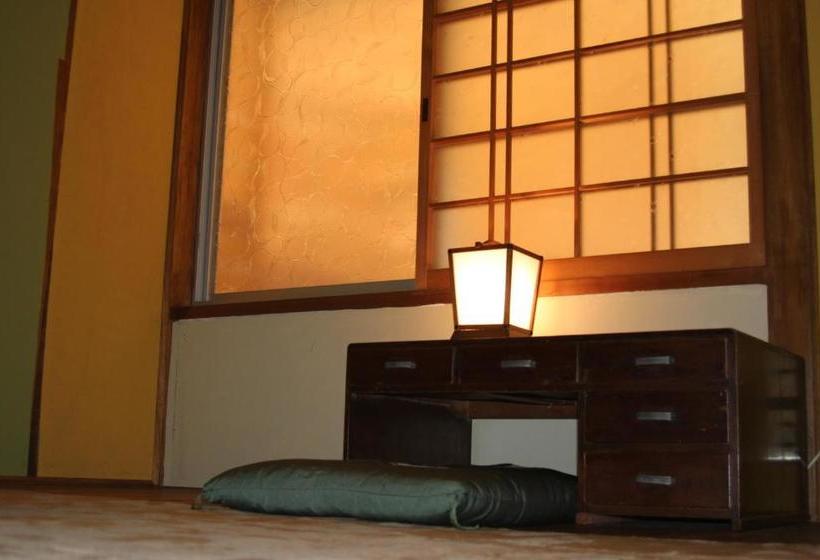 פנסיון Guesthouse Kume