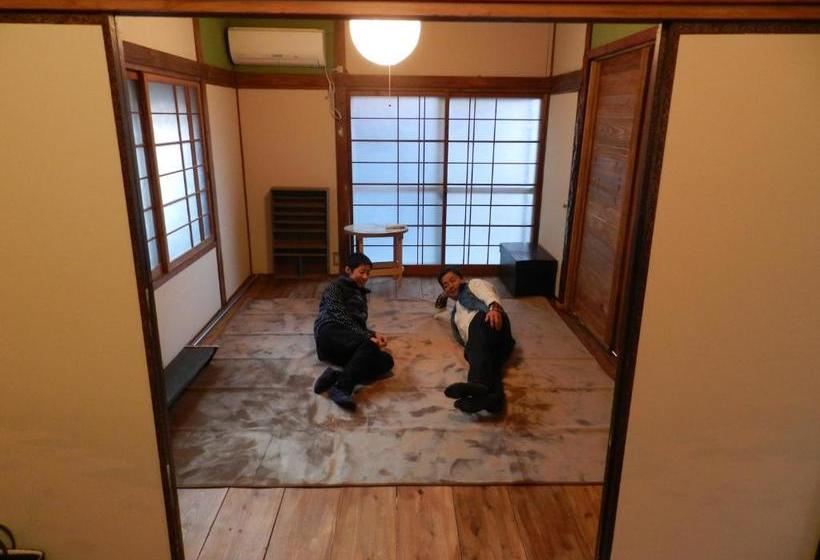 بنسيون Guesthouse Kume