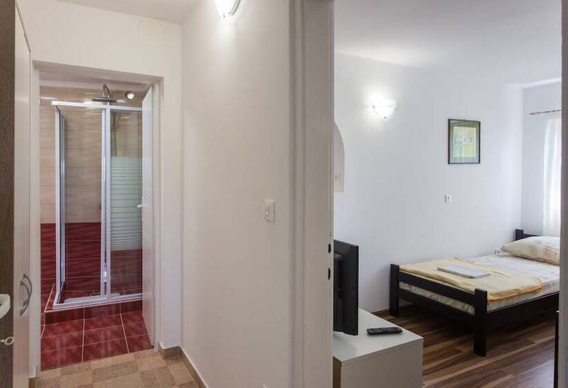 Apartments Djurkovic