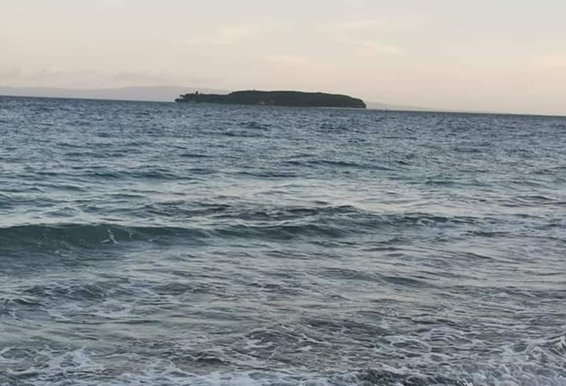 Отель Island Front Bangcogon Resort And Restaurant