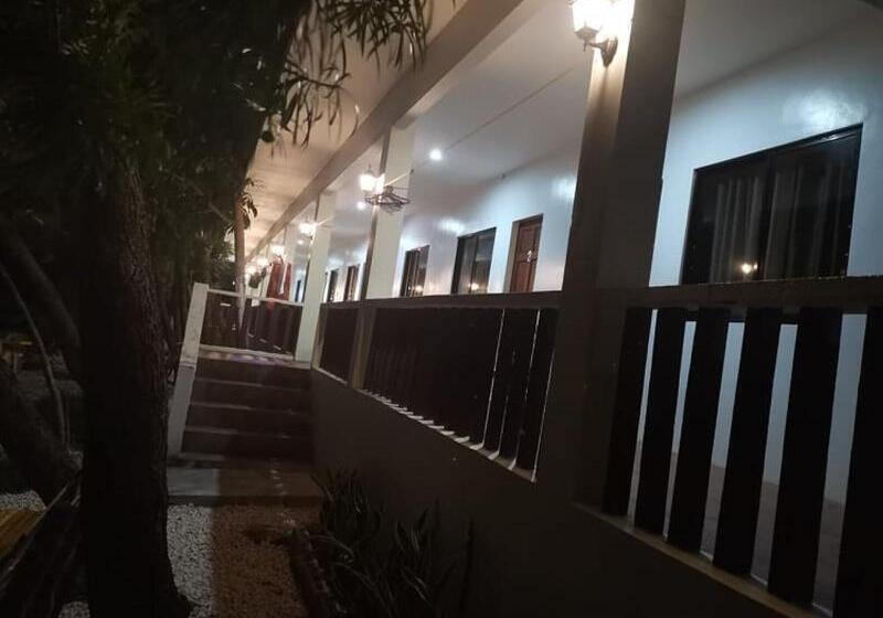 Отель Island Front Bangcogon Resort And Restaurant