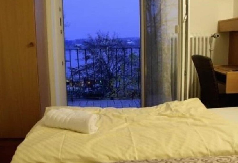 호텔 Zum Weissen Mohren