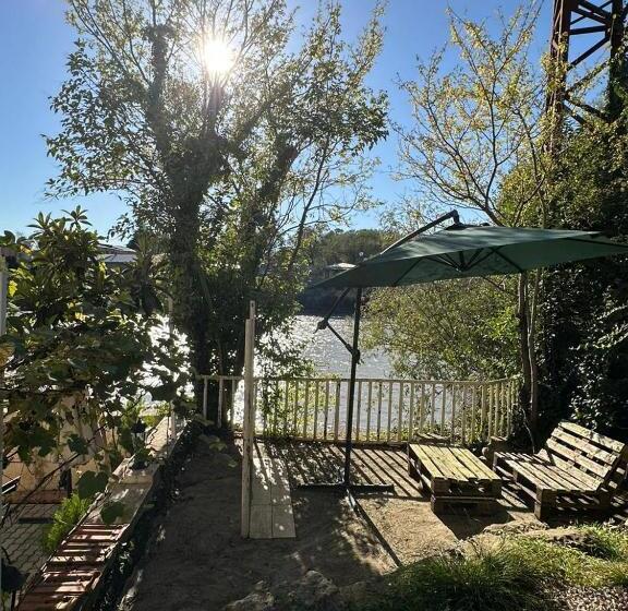 پانسیون Guest House Amazon