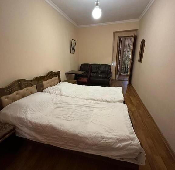 پانسیون Guest House Amazon