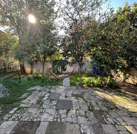 پانسیون Guest House Amazon