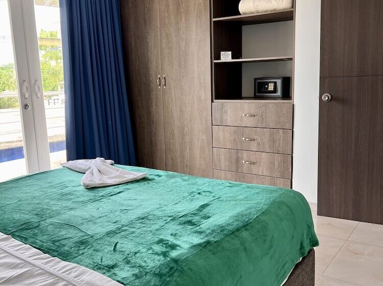 Sea Colors Apartments