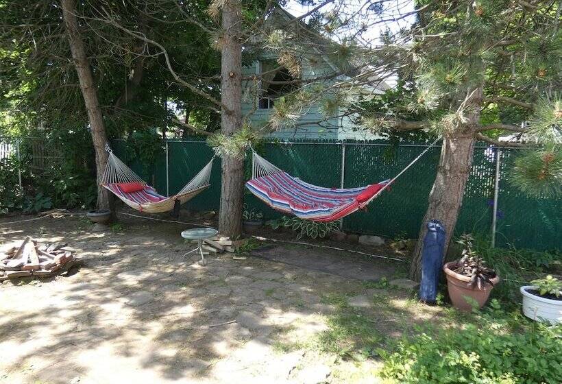 تختخواب و صبحانه La Casa En Shediac
