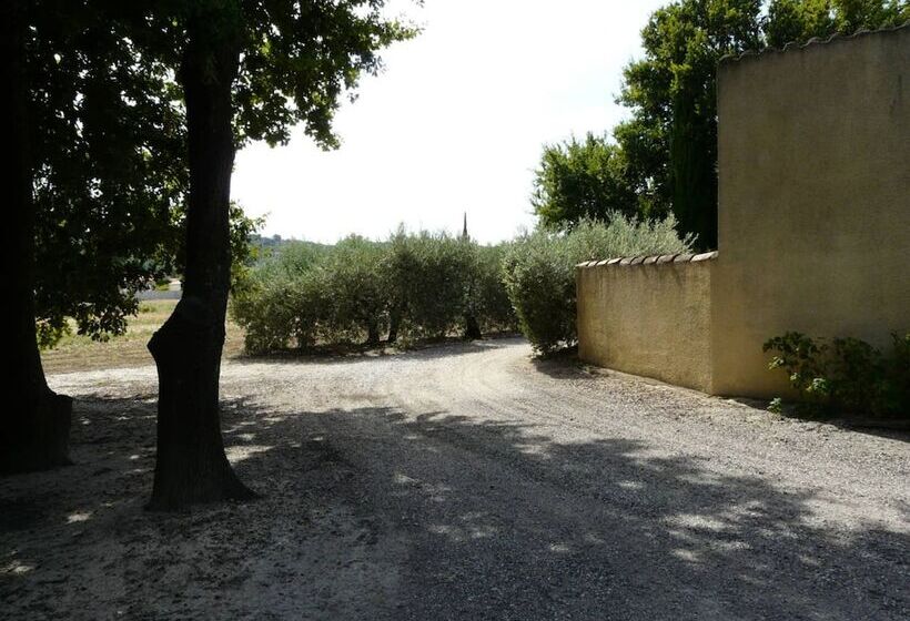 ベッドアンドブレックファースト Lou Mas Du Figuier