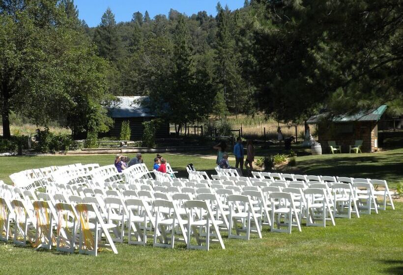 민박 The Davies Family Inn