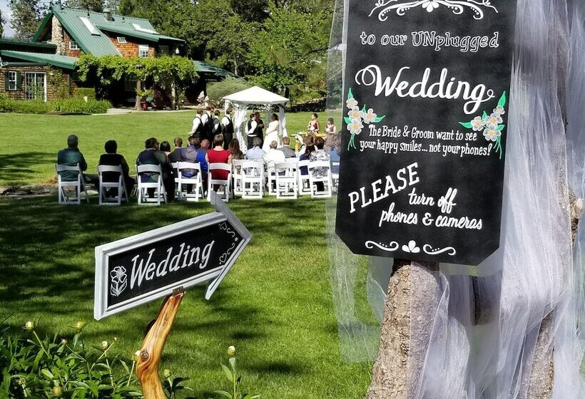 민박 The Davies Family Inn