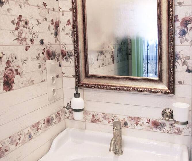 Bon Son Hotel & Hostel